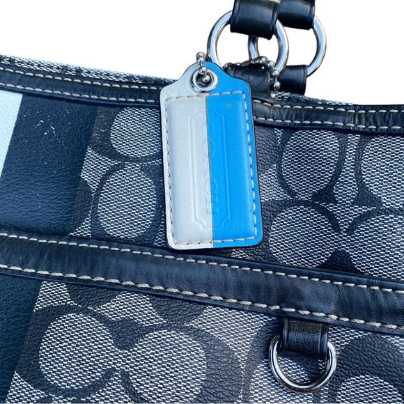 Coach chelsea Black and Gray Signature Tote - Picture 4 of 11